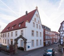 Museum Stern in Warburg von au&szlig;en