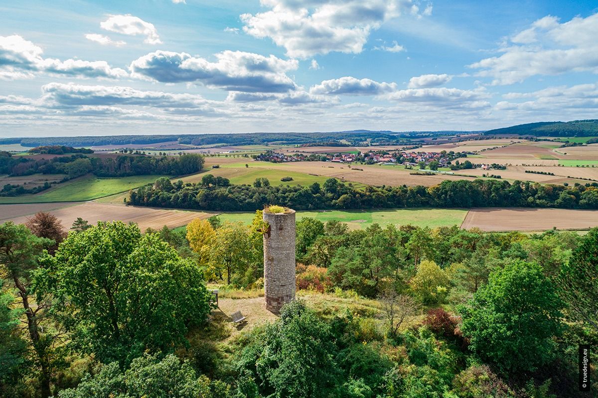Warburger Börde mit Heinturm Warburger Börde mit Heinturm