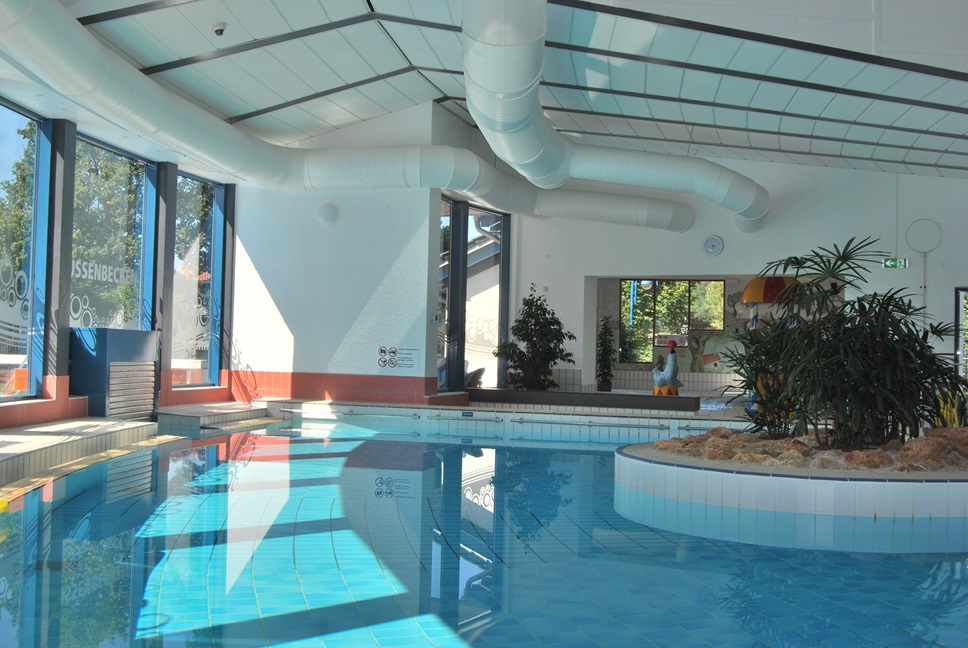 Familien und Erlebnisbad Heringhausen - Foto: Tourist Information Diemelsee