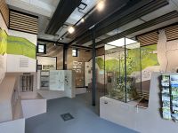 Blick in das Infocenter in Warburg-Dalheim, Foto: Warburg-Touristik e.V.